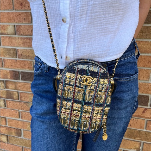 Chanel 2019 Egyptian tweed handle bag - Picture 16 of 16